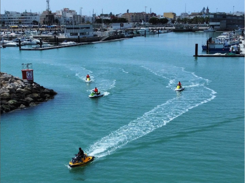 experiencia motos de agua alojamientos en Chipiona